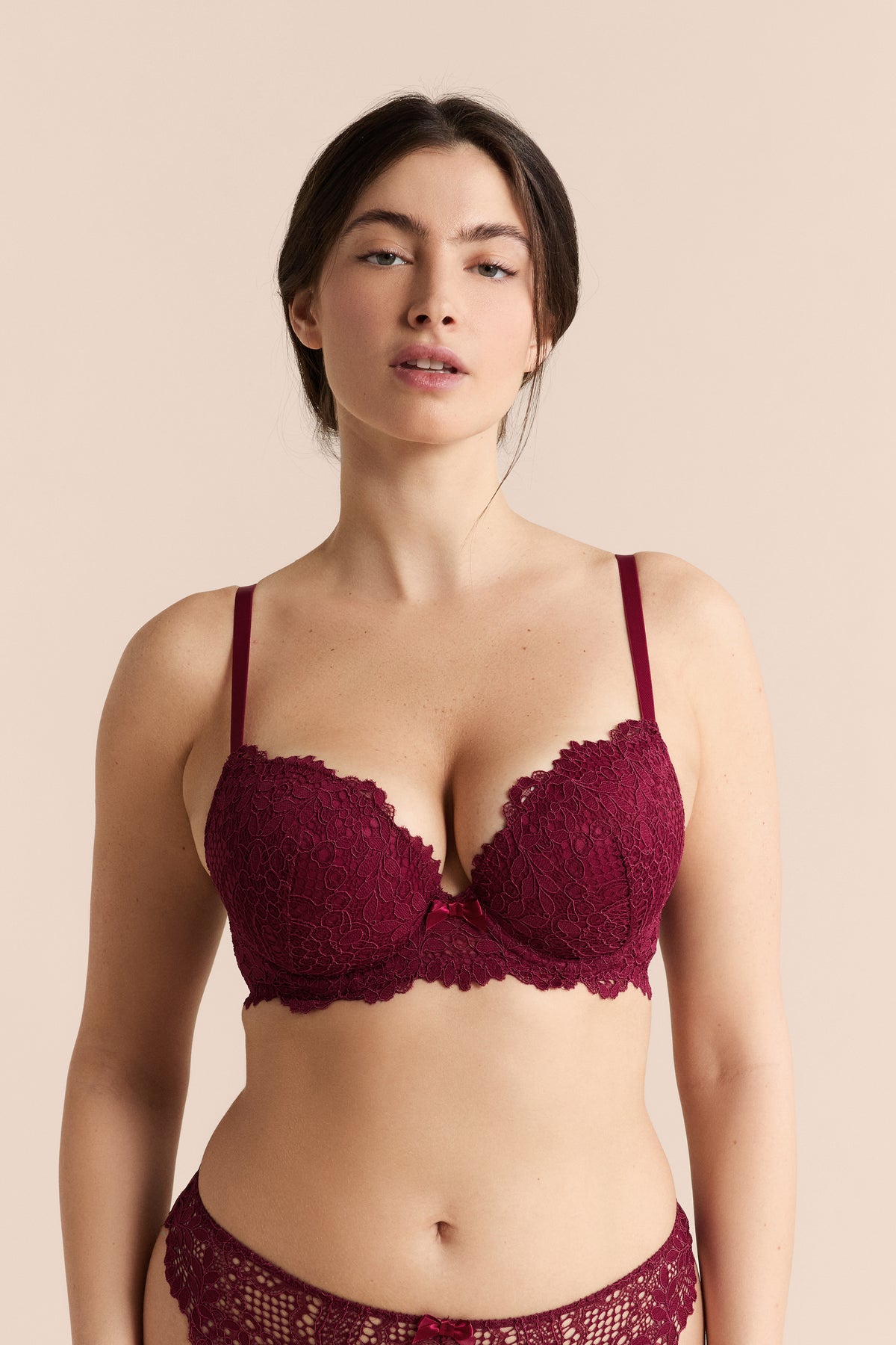 Soutien-gorge N.5 - Coques fines plongeantes - BORDEAUX GRENAT